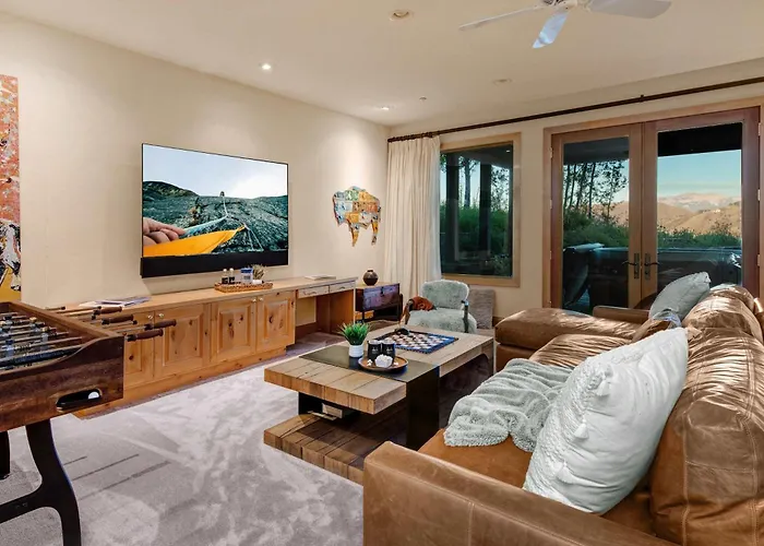 Abode At Sleeping Indian Hole 5 *